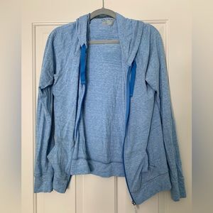 Under Armour Women’s Medium Lightweight Zip-up